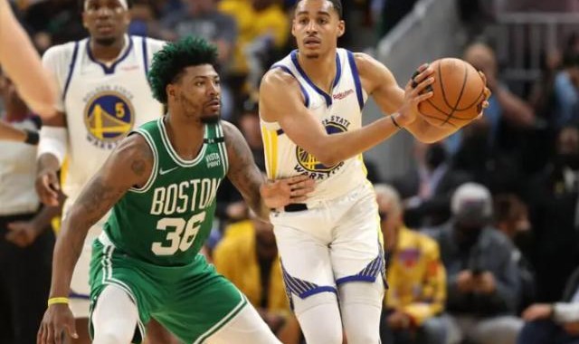 开云登录入口-勇士怎么变：库里开启抢七模式 防守对位也要调整？