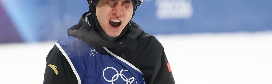 开云官方网站-苏翊鸣晋级冬奥会单板滑雪男子大跳台决赛